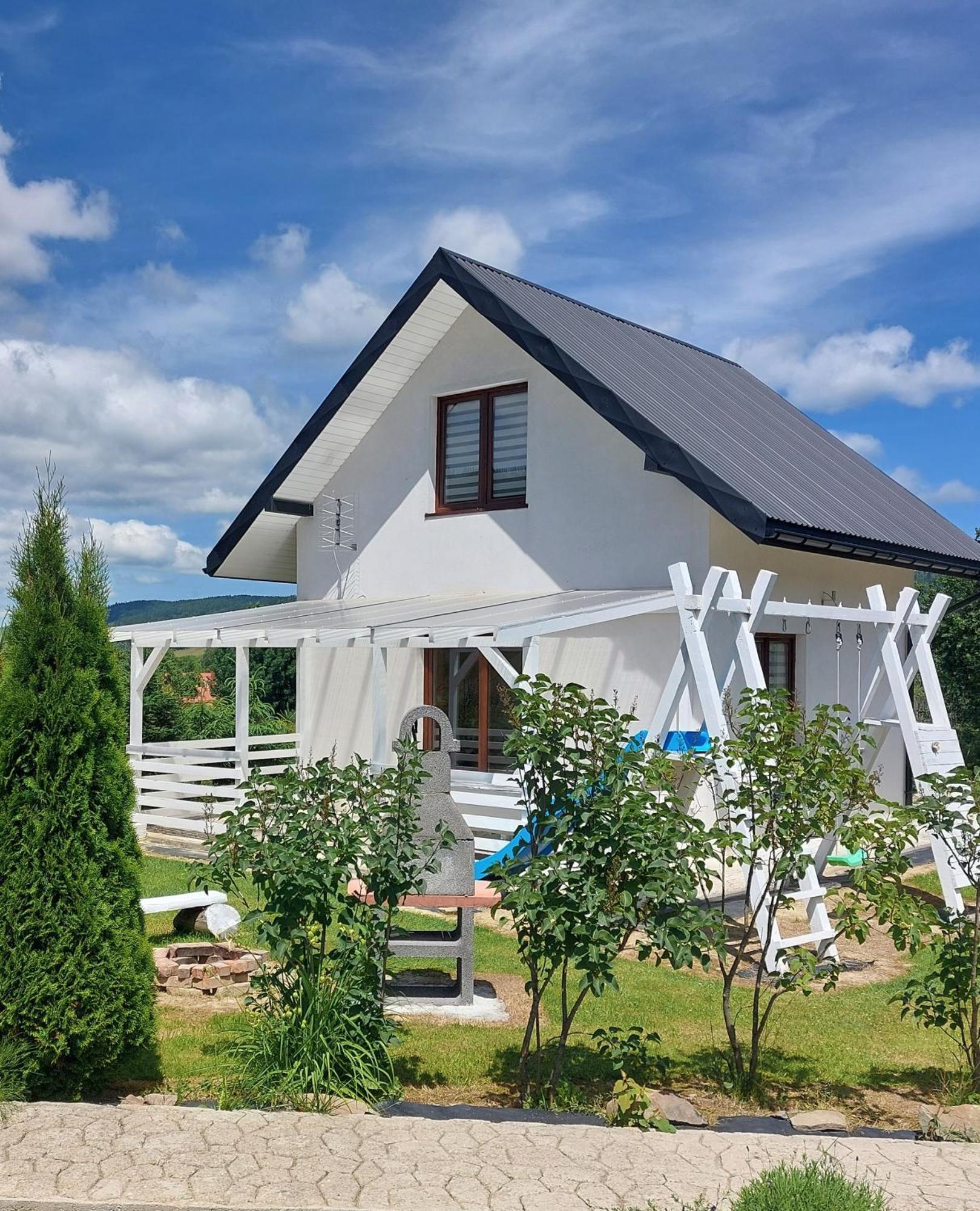 Pod Holica 2 Bieszczady Ustrzyki Dolne